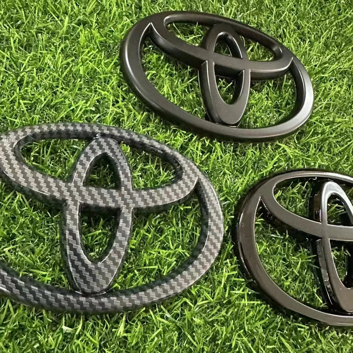 TOYATA Car front grille trunk Logo Emblem For Toyota